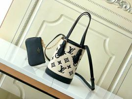 Picture of LV Lady Handbags _SKUfw138518881fw